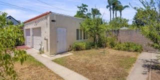 1428 Upas Street Gallery 24