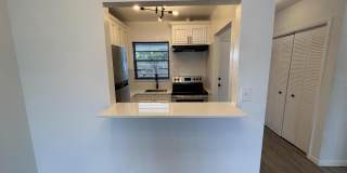 1112 Lake Terrace Gallery 6