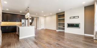 Modern End Unit in the Meadows! Gallery 5