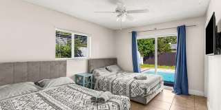 1121 N 66th Terrace Gallery 19