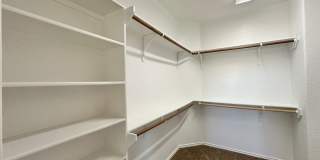 Viewable Now!  Small Dogs Accepted! Gallery 20