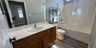 AVAILABLE NOW! LEASE TODAY! 4 Bedroom 3 Bath Elk Grove Home with Bonus Room! Gallery 36
