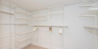 181 Crandon Blvd Gallery 14