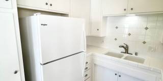 La Playa 1 bedroom, 1 bath Walking Distance to Bay & Point Loma Village Gallery 11