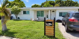19810 Gulfstream Rd Gallery 1