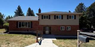 The Perfect House for Roommates, 6bdrms, 3.5 baths, 1.5 miles from Oregon Tech and Sky Lakes Medical Center Gallery 1