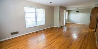 3BR/2BA Home Gallery 9