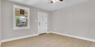 584 Anchor St Gallery 8