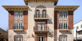 212  SE A  ST Unit #11 Gallery 1