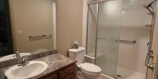 2 bedroom/2 bath townhouse with 2 car garage Gallery 16