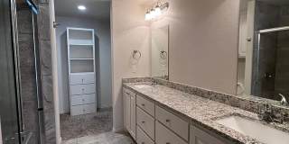 Gorgeous 3 Bed | 2 Bath | 2 Car Garage Now Preleasing for August 2026! Gallery 5