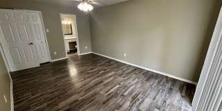 Autumn Creek Apartmenta Gallery 13