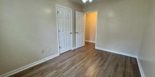 550 Date Palm Circle Gallery 5