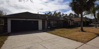 This charming 4 Bedroom, 2 Bath Single Family Home For Rent at 7748 Indian Ridge Trail Gallery 1