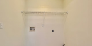 AVAILABLE NOW! (Pet Friendly) Gallery 13