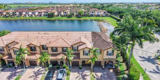 3728 NE 3rd Ct Gallery 1