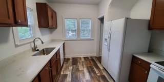 Large 3 Bedroom Home near Iowa State Fairgrounds! Gallery 1