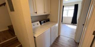 Charming 2-bedroom, 1.5-bathroom Gallery 9