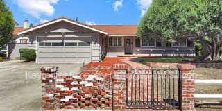 373 Redwood Ave Gallery 1