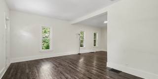 1033 Sigsbee St SE Gallery 1