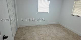 753 SW 3rd Pl Gallery 13