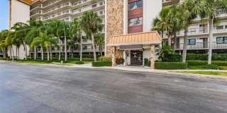 Charming 2BR Condo in Saint Petersburg Gallery 27