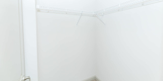 Station 92 at Woodstock Apartments Gallery 24