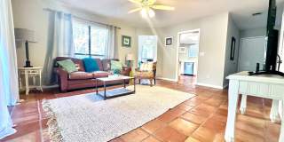 Fully furnished 2-Bedroom, 2-Bath Lakefront Cottage in Sandestin Resort available for Long Term Rental Gallery 9