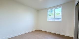 2120 E 92nd Street Gallery 16