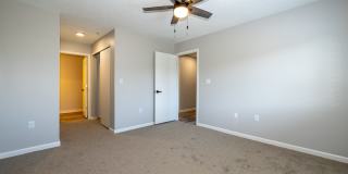 The Landings at Steele Creek Apartments Gallery 19