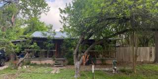 NEW ON MARKET (7 ACRE HOA GUADALUPE RIVER PARK COUPLE BLOCKS AWAY) Gallery 1