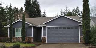 Great South Salem Location, Single-Level Home! Gallery 1