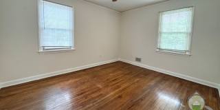 307 West Poinsett St. - 3 Gallery 8