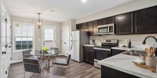 Center Pointe Townhomes Gallery 3