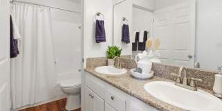 Welcome Home to Woodhaven Apartments Gallery 15