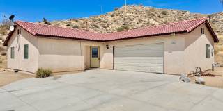 3 Bed 2 Bath Home With Scenic Desert Views Gallery 1
