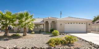 3 Bedroom Pool Home Gallery 1