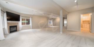 Gorgeous Rancher Located in University Bluffs Gallery 16