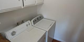 Cozy Two Bedroom, One and a Half Bath Townhouse Gallery 5