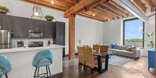 Peper Lofts Gallery 23