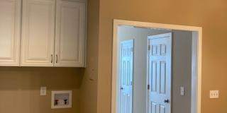 Beautifully Renovated Townhome Beautifully Renovated Townhome Gallery 8