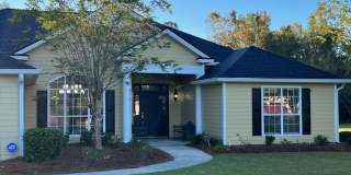 Country living but conveniently located in Kingsgate S/D in North Lowndes County near Moody AFB. Gallery 1