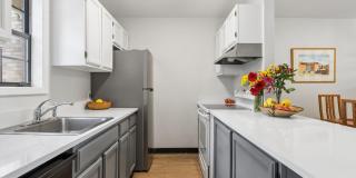 Completely Renovated 3 Bedroom Condo in the Wimbledon NOW AVAILABLE ! Gallery 4