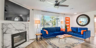 Vibrant, fully-furnished home near downtown with modern updates, pool & spa with flexible stay options! Gallery 12