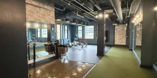 28 E Adams Gallery 15