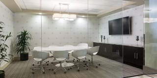 Wilshire Vermont Gallery 26