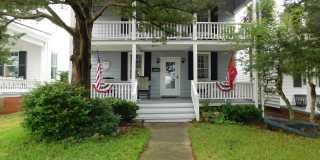 221 Front Street Gallery 1