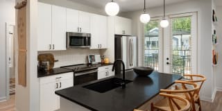 Monty Monty Gallery 1