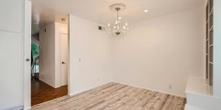 3253 Caminito Eastbluff Gallery 9