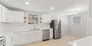 1000 Jacque Circle Gallery 6